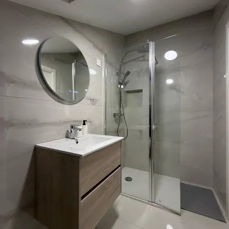 Deluxe Lumineux, Renove, Parking Gratuit, Centre * מולהאוס