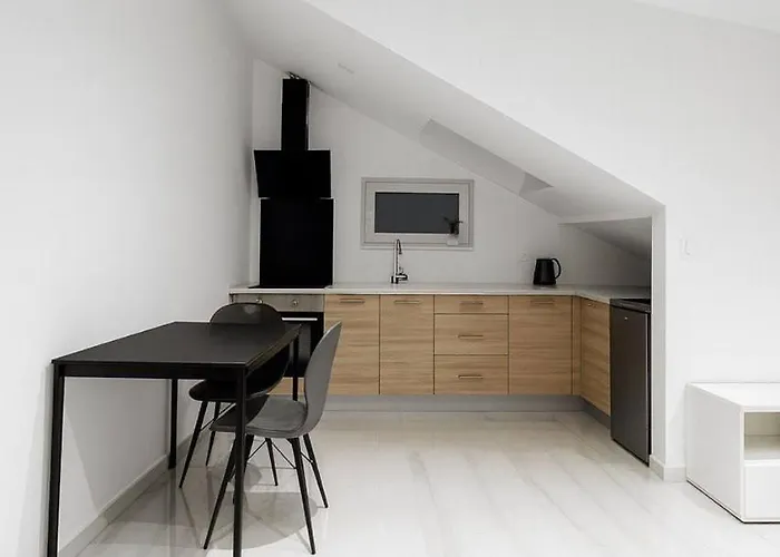 Deluxe Lumineux, Renove, Parking Gratuit, Centre מולהאוס